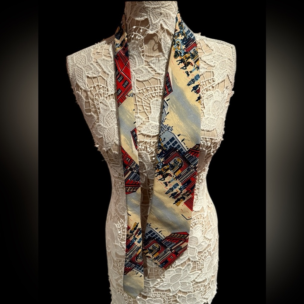 Vintage 60s/70s Parisian Street scene wide tie